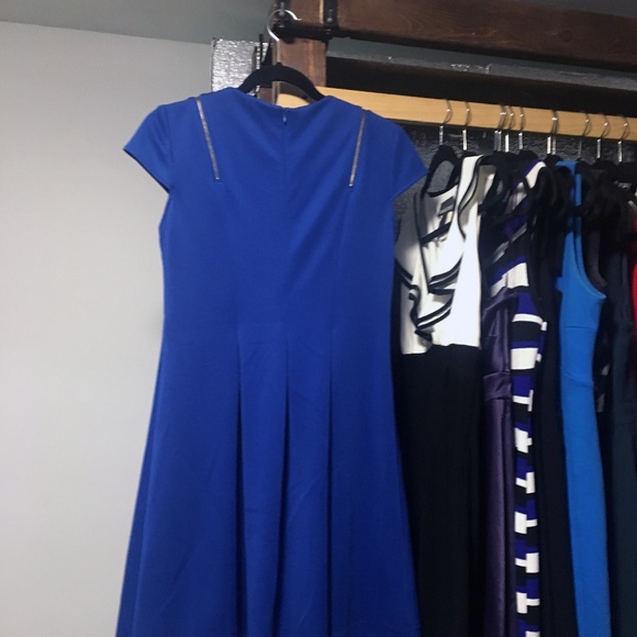 Gabby Skye ✦ 50s Inspired Retro Unworn Blue Royal Dress (size 6) - Picture 3 of 4